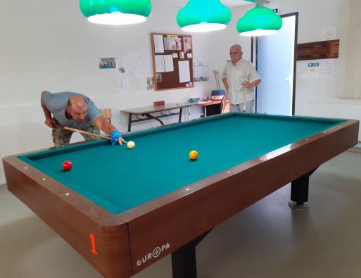 Photo d'une partie de billard à Bellegarde